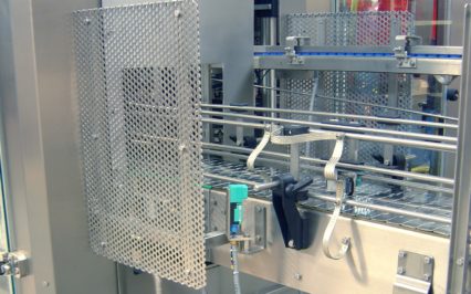 農用化學品 – 灌裝封蓋機器，全密封艙 – RB Atex . Ex-Proof
